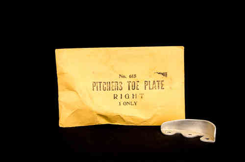 New Pitcher's Toe Plate No 615 in Envelope