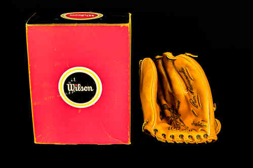 Wilson "Ron Perranoski" Ball Hawk Fielder's Glove in Box