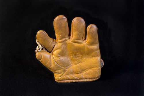 Vintage Peerless Banner Salesman Sample Glove